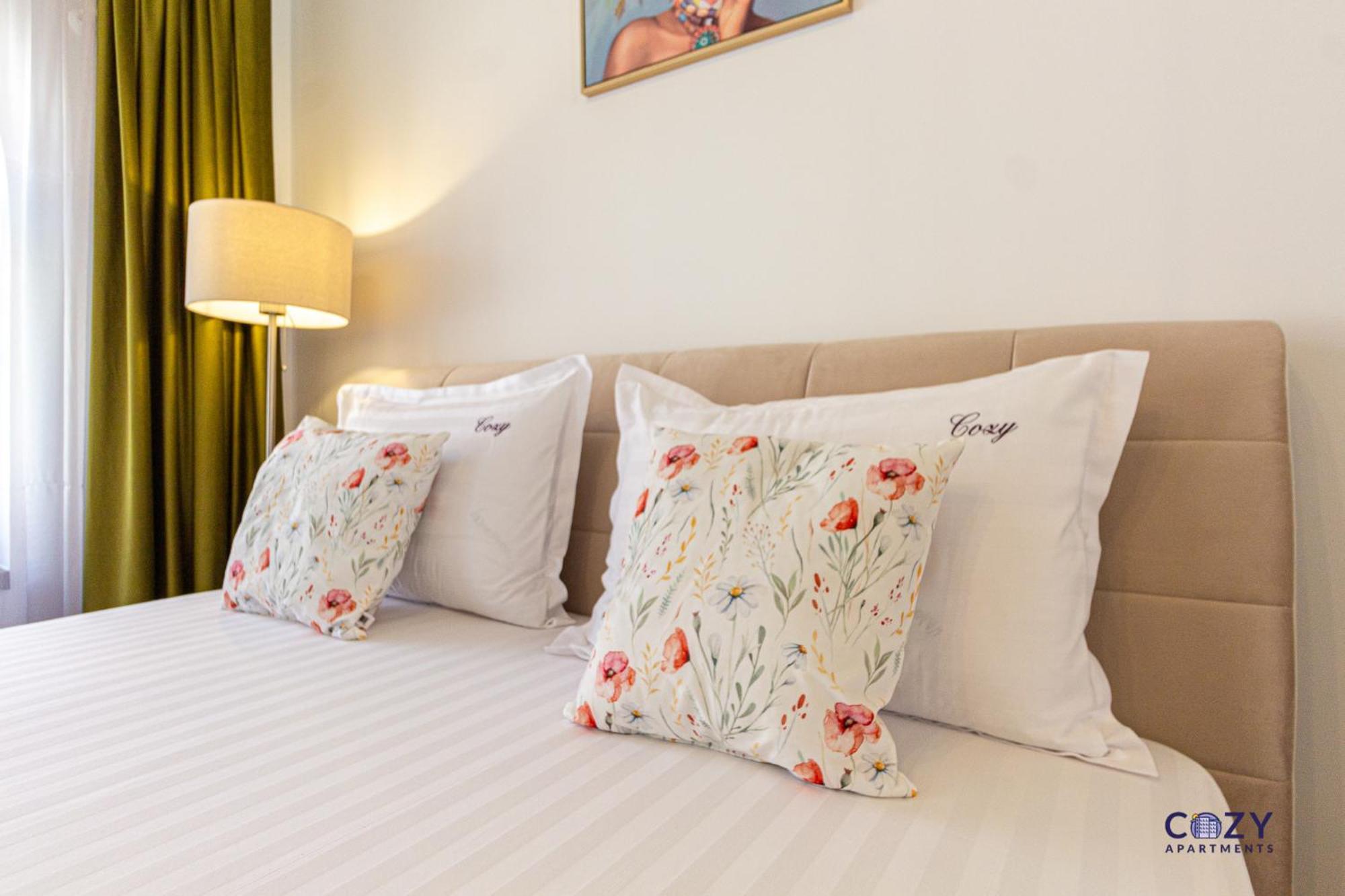Cozy Brand New Boutique Aparthotel Brasov Braşov Exterior foto