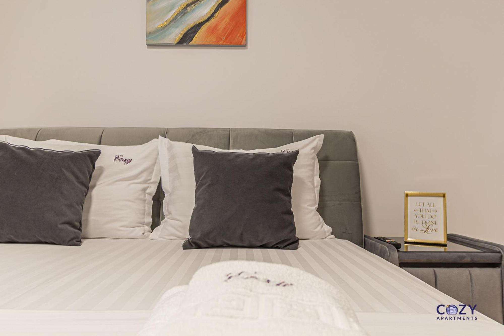 Cozy Brand New Boutique Aparthotel Brasov Braşov Exterior foto